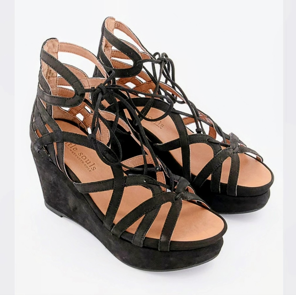 Gentle Souls by Kenneth Cole Joy Sandals Black